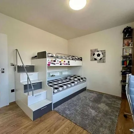 Apartment Moderny S Terasou Prievidza